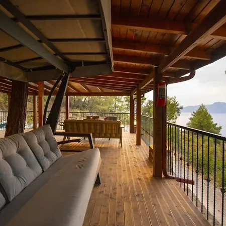 Kelebek Faralya Otel 4*